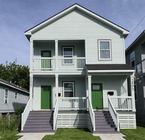 Photo of 2405-07 Feliciana Street St, New Orleans, LA 70117 (MLS # NO2551970)