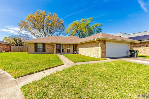 Photo of 109 Victoria Dr, Houma, LA 70360 (MLS # BY2026004768)