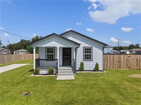 Photo of 587 W Easy Street St, Destrehan, LA 70047 (MLS # NO2573370)