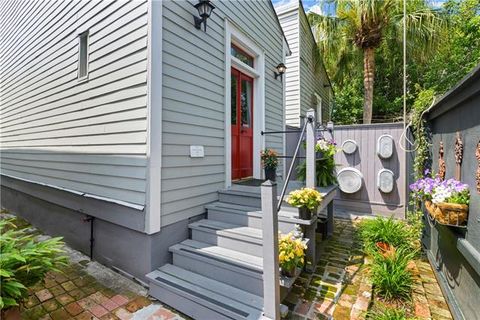 Photo of 2020 Dauphine Street St, New Orleans, LA 70116 (MLS # NO2556034)