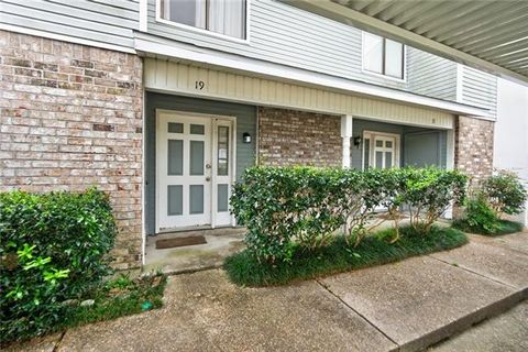 Photo of 382 Fairway Drive Dr #19, Laplace, LA 70068 (MLS # NO2557885)