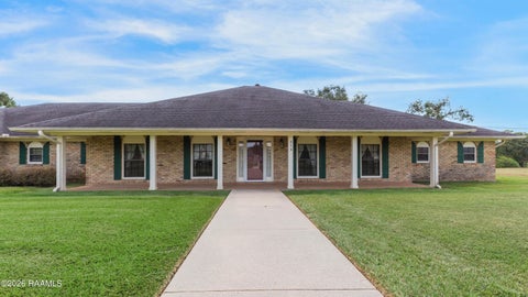 Photo of 318 Crossbow Drive, New Iberia, LA 70563 (MLS # 2600009163)