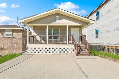 Photo of 2416 Piety Street St, New Orleans, LA 70117 (MLS # NO2539317)