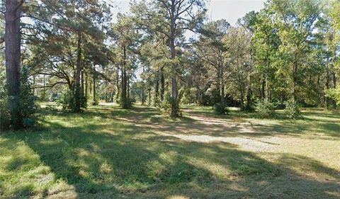 Photo of 0 Guillory Street, Oakdale, LA 71463 (MLS # CN2543638)