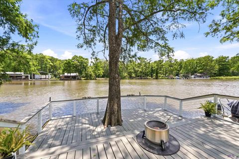 Photo of 14300 Mecca Rd Rd, French Settlement, LA 70733 (MLS # BR2026009319)