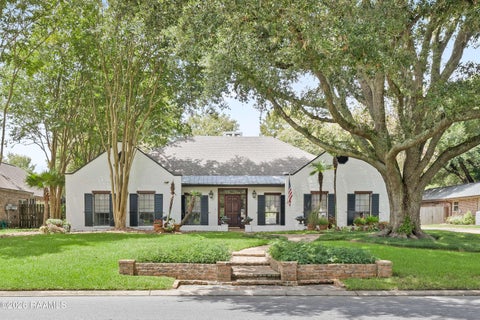 Photo of 301 Old Settlement Road, Lafayette, LA 70508 (MLS # 2600005522)
