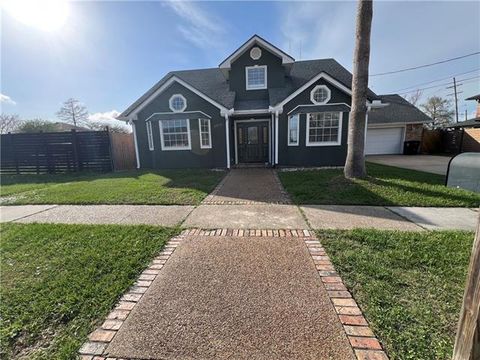 Photo of 3816 Riverland Drive, Chalmette, LA 70043 (MLS # NO2546714)