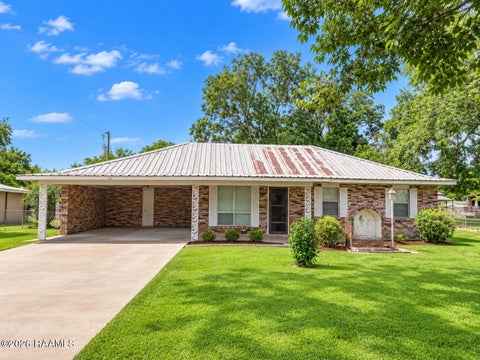 Photo of 826 Marteau Road, Broussard, LA 70518 (MLS # 2600009149)
