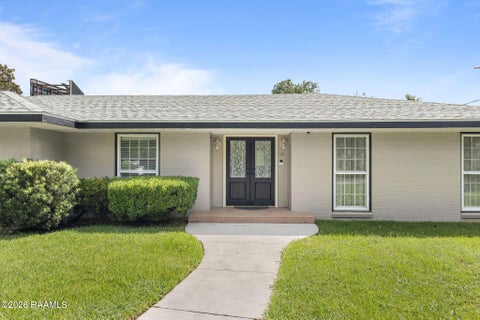 Photo of 121 Beverly Drive, Lafayette, LA 70503 (MLS # 2600008787)