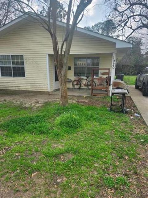 Photo of 1920 E Texas Avenue, Alexandria, LA 71301 (MLS # NO2545055)