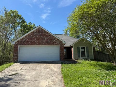 Photo of 15253 E Bayou Dr Dr, Prairieville, LA 70769 (MLS # BR2026004771)