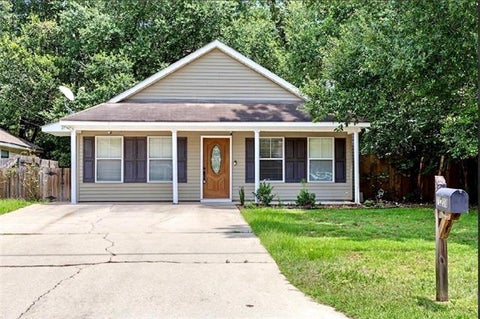 Photo of 70208 9th Street St, Covington, LA 70433 (MLS # NO2570473)