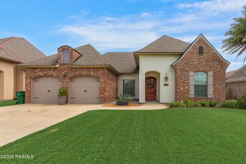 Photo of 301 Harvest Lane, New Iberia, LA 70563 (MLS # 2600008091)