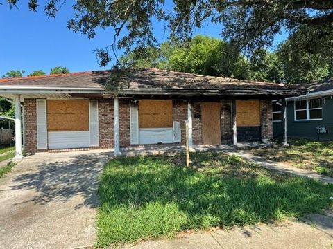 Photo of 3021 Green Acres Road RD, Metairie, LA 70003 (MLS # NO2558001)