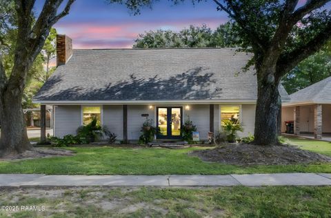 Photo of 401 E Martial Avenue, Lafayette, LA 70508 (MLS # 2500002379)
