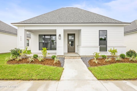Photo of 111 Wishing Well Drive, Broussard, LA 70518 (MLS # 2600002079)