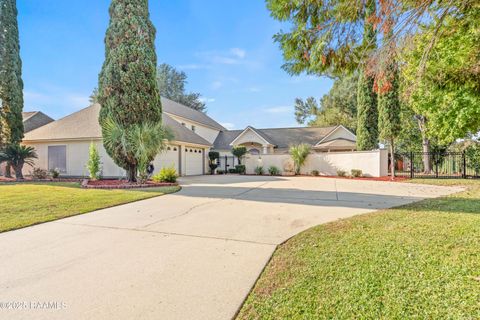 Photo of 100 Remington Drive, Lafayette, LA 70503 (MLS # 2500005859)