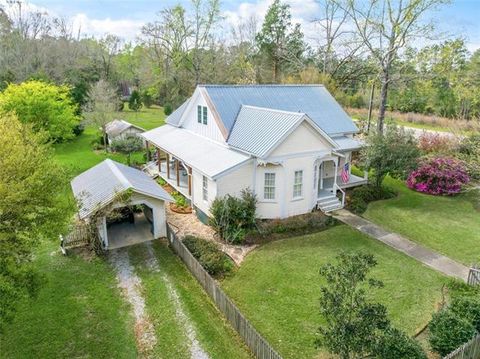 Photo of 31802 Highway 25, Franklinton, LA 70438 (MLS # NO2549099)