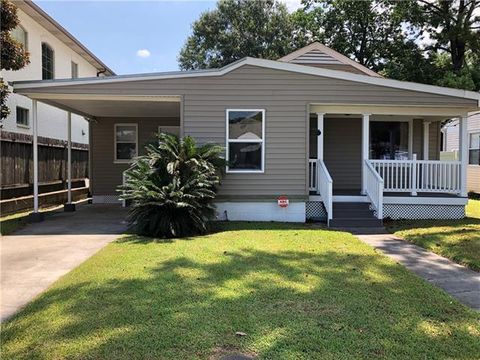 Photo of 505 Ridgewood Drive Dr, Metairie, LA 70001 (MLS # NO2555765)