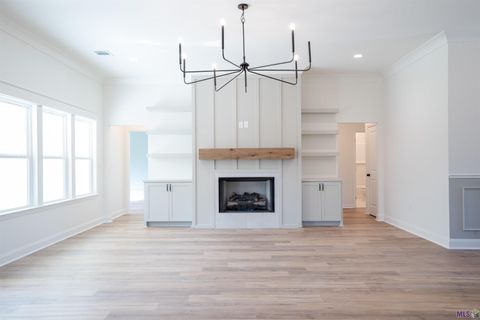 Photo of 13527 Eagles Park Drive, Denham Springs, LA 70726 (MLS # BR2026006945)