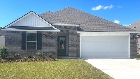 Photo of 125 Lake Ridge Drive, Broussard, LA 70518 (MLS # 2500000548)