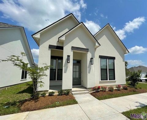 Photo of 9905 Stonewater Dr Dr, Central, LA 70818 (MLS # BR2026006372)