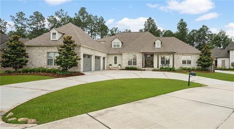 Photo of 1000 Wild Magnolia Court Ct, Madisonville, LA 70447 (MLS # NO2553821)
