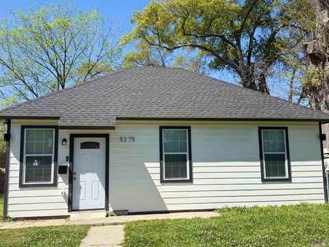 Photo of 5375 Annette St St, Baton Rouge, LA 70805 (MLS # BR2026008641)