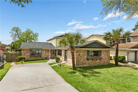 Photo of 4834 Michoud Boulevard Blvd, New Orleans, LA 70129 (MLS # NO2552522)