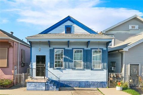 Photo of 3507 S Tonti Street St, New Orleans, LA 70125 (MLS # NO2554196)