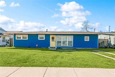 Photo of 4966 Gallier Drive Dr, New Orleans, LA 70126 (MLS # NO2542130)