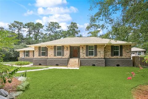 Photo of 138 Rue De La Paix, Slidell, LA 70461 (MLS # NO2553123)