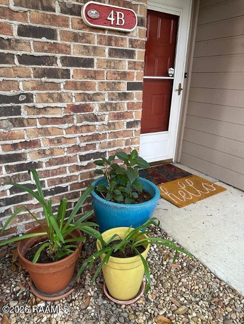 Photo of 1400 E Bayou Parkway #4b, Lafayette, LA 70508 (MLS # 2600006863)