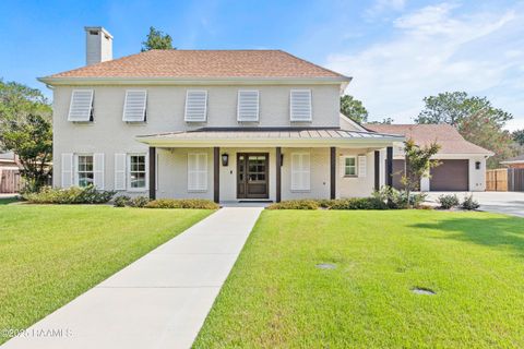 Photo of 605 Brentwood Boulevard, Lafayette, LA 70503 (MLS # 2500003905)