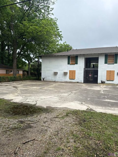 Photo of 9950 Avenue E, Baton Rouge, LA 70807 (MLS # BR2026008747)
