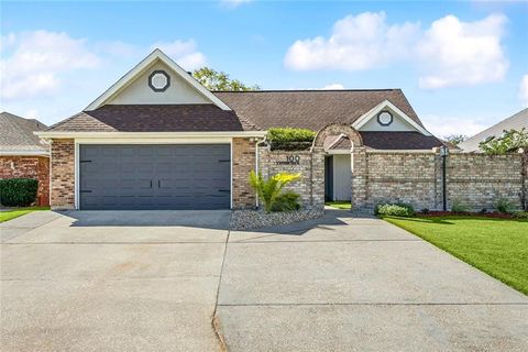 Photo of 100 Southern Star Place, Slidell, LA 70458 (MLS # NO2527871)