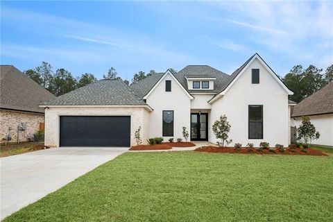 Photo of 1205 Fox Sparrow Loop Loop, Madisonville, LA 70447 (MLS # NO2542361)