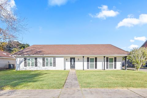 Photo of 102 Kent Circle Circle, Lafayette, LA 70508 (MLS # 2500006555)