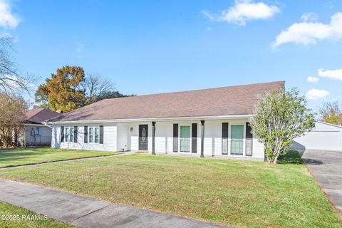 Photo of 102 Kent Circle, Lafayette, LA 70508 (MLS # 2500006555)