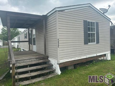 Photo of 7696 Park St #E, Ventress, LA 70783 (MLS # BR2026008781)