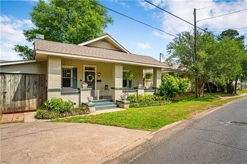 Photo of 1015 Washington Street St, Natchitoches, LA 71457 (MLS # CN2554702)