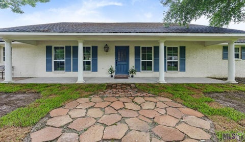 Photo of 18428 Keystone Ave AVE, Greenwell Springs, LA 70739 (MLS # BR2026011400)