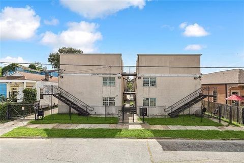 Photo of 2832 Dryades Street ST #F, New Orleans, LA 70115 (MLS # NO2568770)
