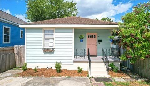 Photo of 906 Flood Street St, New Orleans, LA 70117 (MLS # NO2553916)