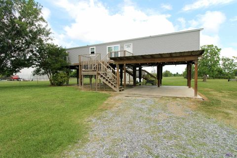 Photo of 4955 Bayouside Dr Dr, Chauvin, LA 70344 (MLS # BY2026007789)