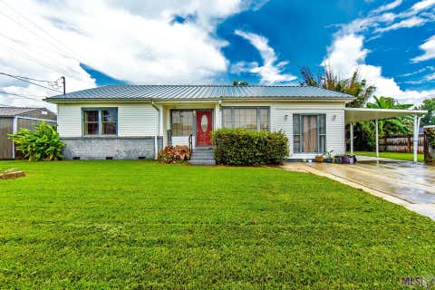 Photo of 306 Jefferson Davis Drive ST, Houma, LA 70364 (MLS # BY2026015357)