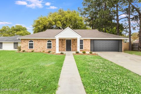 Photo of 211 Stone Avenue, Lafayette, LA 70507 (MLS # 2600002296)