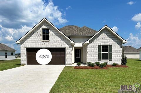 Photo of 46008 Dover Dr, Hammond, LA 70401 (MLS # NO2026009360)