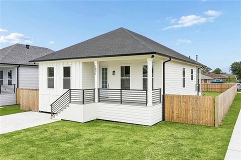 Photo of 1801 37th Street, Kenner, LA 70065 (MLS # NO2557074)