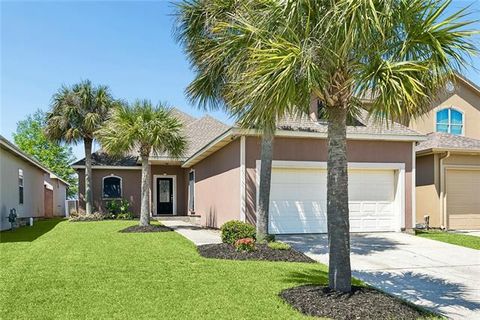 Photo of 1455 Royal Palm Drive Dr, Slidell, LA 70458 (MLS # NO2553043)